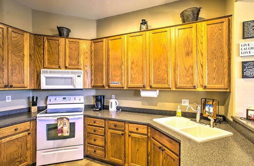 Gold Canyon House | Gold Canyon Townhome w/Golf Course View!