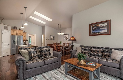 Columbia Falls House | Golf Course Townhome 3 bed/3 bath, Private Hot Tub