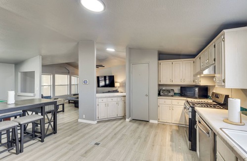 Fort Mohave House | Golf, Fish & Unwind! Group Getaway in Fort Mohave