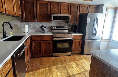 Mountain Home House | Golf Lovers Townhouse, perfect for adult couples! 2 Bedrooms, 2.5 bathrooms.