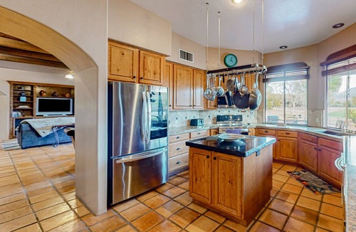 Forty Niners Country Club Estates House | Golf & mountain view desert home with shared pool and gym - dog-friendly