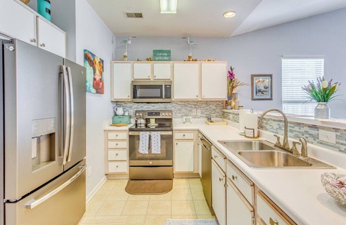 Sunset Beach Condo | Golf, Swim & Explore: Sunset Beach Family Condo!