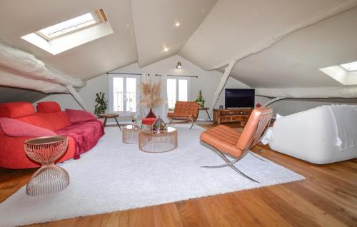 Bastia Apartment | Gorgeous Apartment In Bastia With House Sea View