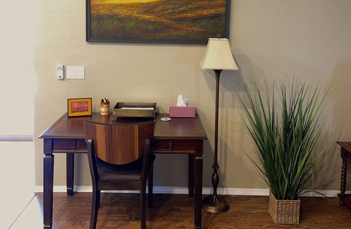 Royal Ranch House | Gorgeous, comfortable 3 bedroom 2 bath, near Spring Training, shopping, dining.