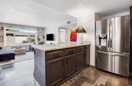Litchfield Park House | Gorgeous desert home with pool, enclosed yard, full kitchen, on-site golf, & AC