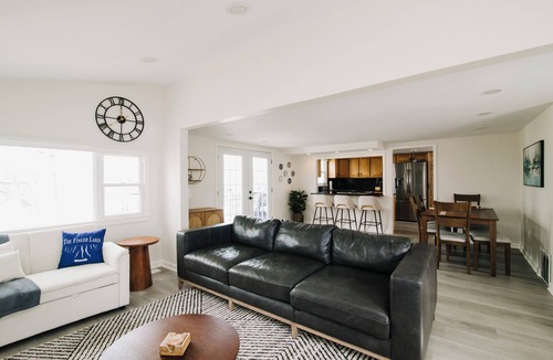 Town of Owasco House | Gorgeous Lakefront Escape on Owasco Lake, Paddle Boats, Kayaks, Sunset Views