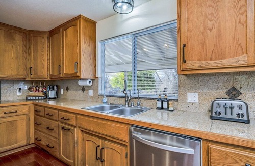 Lakeport House | Gorgeous lakefront home with private dock!