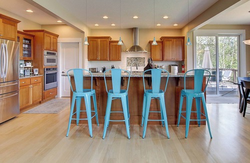 Grant Creek House | GORGEOUS MOUNTAIN VIEW HOME IN PREMIER MISSOULA NEIGHBORHOOD with 6 Bedrooms!