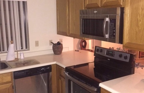 Alta Mesa Community Association Condo | Gorgeous three-bedroom, fully furnished condo with pool, spa, laundry
