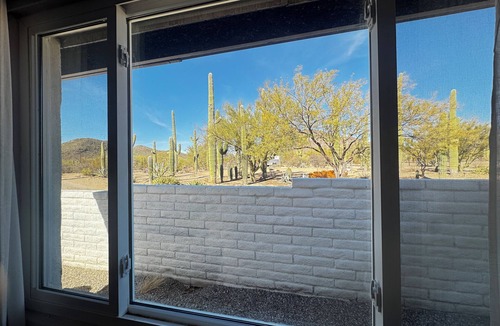 Tucson Estates House | Gorgeously updated casita on beautiful, gated, desert horse property.