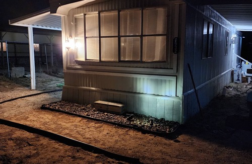Dolan Springs House | Grand Canyon Bridge Vacation Rental, walking distance to cafe and shopping