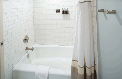 Williams Hotel | Grand Canyon Railway Hotel