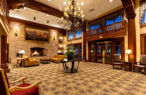 Williams Hotel | Grand Canyon Railway Hotel