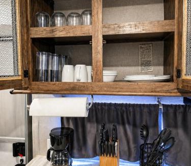Williams Hotel | Grand Canyon RV Glamping