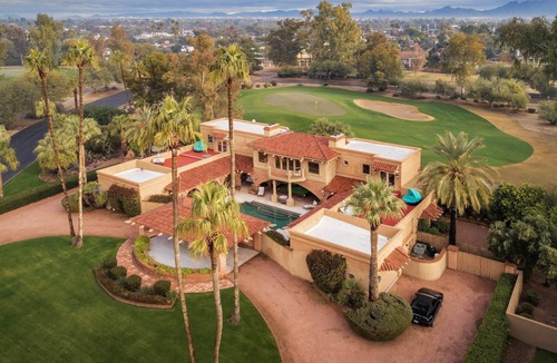 South Scottsdale Villa | Grand Estate on Ritz Carlton Golf Green:Indr Pool🏖️Cliffs🌄