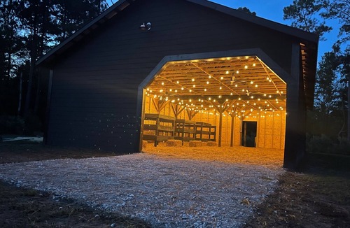 Burgaw House | Grandma's Farm on 6 acres with Barn and River Access