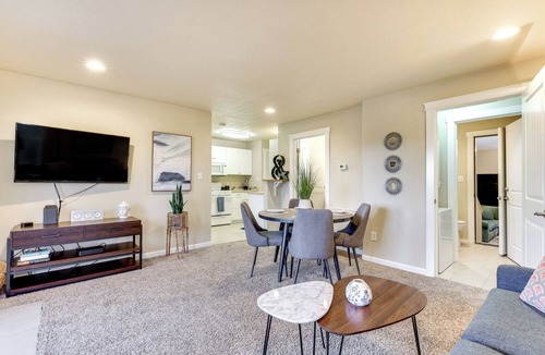 Central Park Apartment | Grandview ADU - Stylish, comfortable, 1 bed/2 bath apartment close-in!