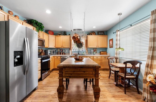 Iron Springs House | Granite Mountain Cottage: An Oasis 15m to Downtown