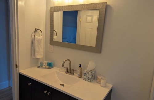 Fifth Ward Apartment | Great location to enjoy all that Newport has to offer.