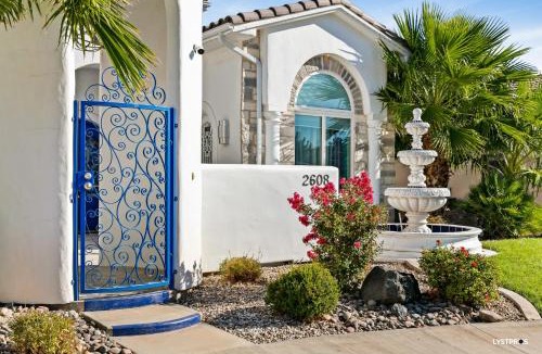 Hurricane House | Greek Goddess, Private Heated Pool and Hot Tub