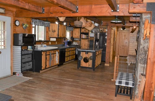 Thompson Falls Cabin | Green Acres Ranch Family Style