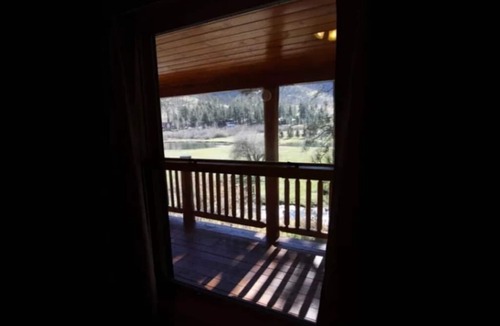 Greer Cabin | Greer Riverden #108 @ Riverbend Cabins