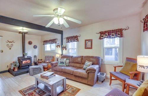 Big Bear Lake House | 'Grizzly Pine' Cottage - Walk to Ski Beach Park!