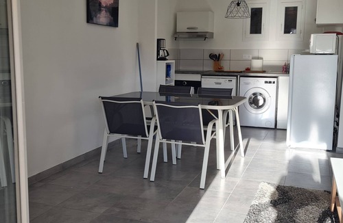 Porticcio Apartment | Ground-floor apartment with garden and barbecue near beach and shops.