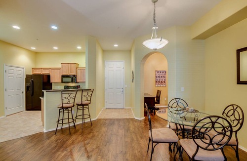 Park Place Condo | Ground Floor Condo next to Pool and Spa! 30 Night Min.