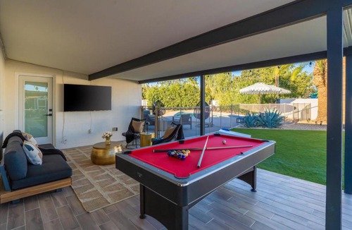 Pointe Scottsdale House | Group-Friendly 5BR Pool Home Old Town