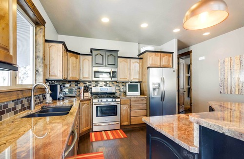 Brian Head Cottage | Group Ski Getaway Near the Base of Chairlift 8!