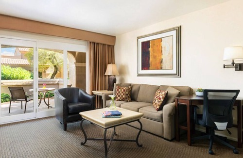 South Scottsdale Resort | Group Vacation Destination! 4 Awesome Units, 5 Pools, Pet-Friendly, Free Parking