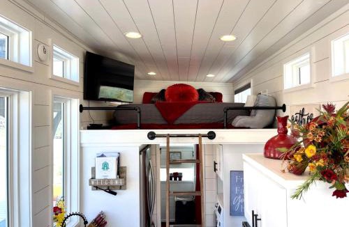 Virgin House | Guardian Angel Tiny House near Zion National Park