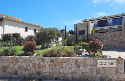 Palasca Bed & Breakfast | Guest Room “Chambre Albatre” with Sea View, Wi-Fi and Air Conditioning