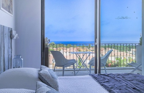 Palasca Bed & Breakfast | Guest Room "Chambre Mer" with Sea View, Wi-Fi, and Air Conditioning