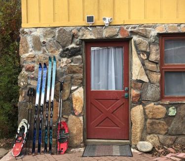 Dunlap House | Guesthouse Near Sequoia & Kings Canyon Parks