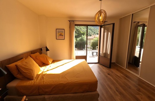 Manso Bed & Breakfast | Guesthouse on the Farm “U Bene Stà - Ciucciaghja”: Mountain View, Wi-Fi, Air Conditioning