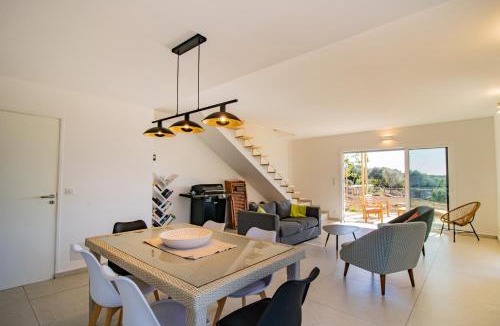 Monacia-d'Aullene House | Guetali du Village