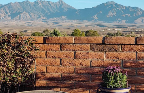 Green Valley South Acres House | GV Paradise: Stunning Panoramic Vista From This Spacious Green Valley Home!