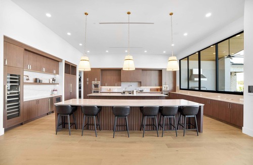 South Scottsdale House | HÓZHÓ Cattle Track | Pool | Pickleball | Golf Sim