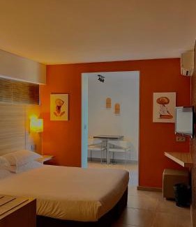 L'Ile-Rousse Hotel | Hôtel L'Escale Coté Port