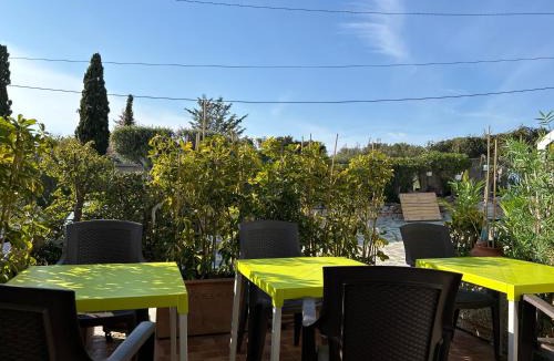 Cargese Hotel | Hôtel Punta e Mare, Chambres et Appartements