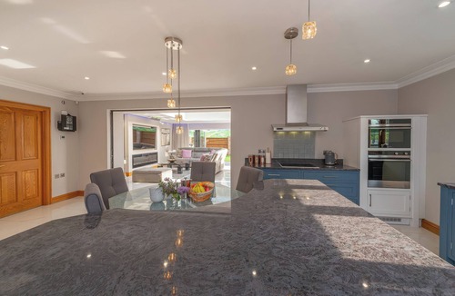 Netley Cottage | HAMBLE HOUSE, family friendly, luxury holiday cottage in Warsash