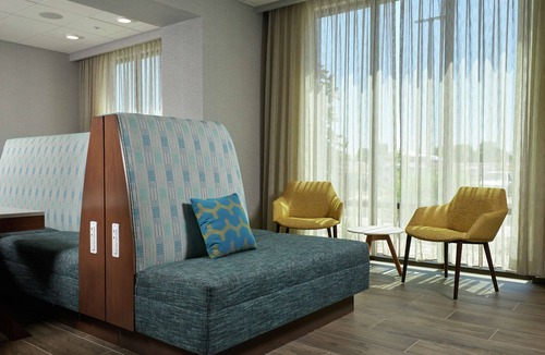 Burley Hotel | Hampton Inn by Hilton Burley