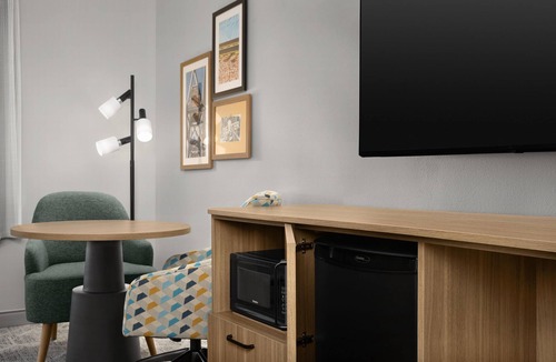 Dexter Hotel | Hampton Inn By Hilton Dexter