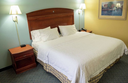 Lebanon Hotel | Hampton Inn Lebanon