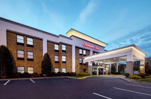 Beaumont Residential Hotel | Hampton Inn Lexington South-Keeneland Airport