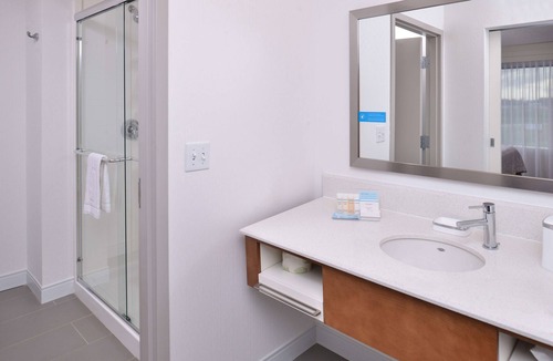 Ames Hotel | Hampton Inn & Suites Ames