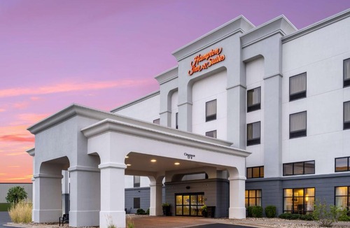 Cedar Rapids Hotel | Hampton Inn & Suites Cedar Rapids