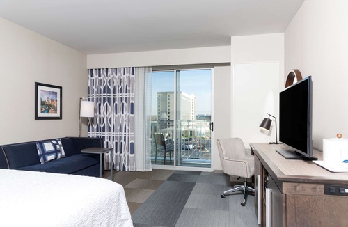 Indianapolis Hotel | Hampton Inn & Suites Indianapolis-Keystone